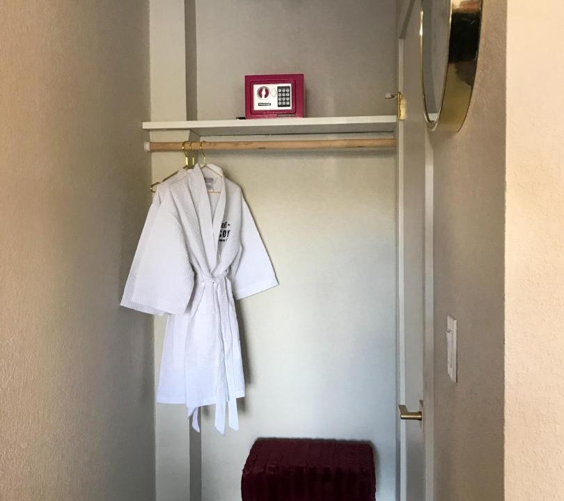 Photo of Others in Pullman