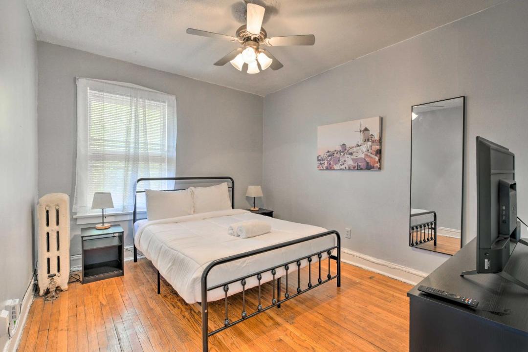 Photo of Bedroom in Oak Park