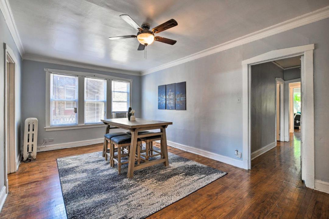 Photo of Others in Oak Park