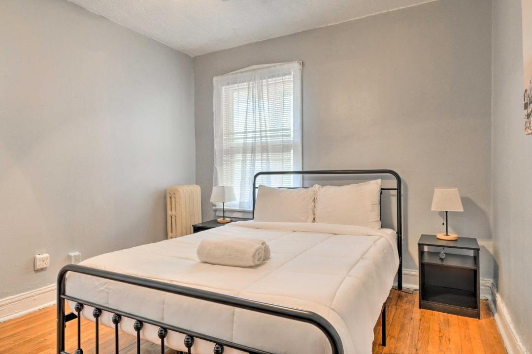 Photo of Bedroom in Oak Park