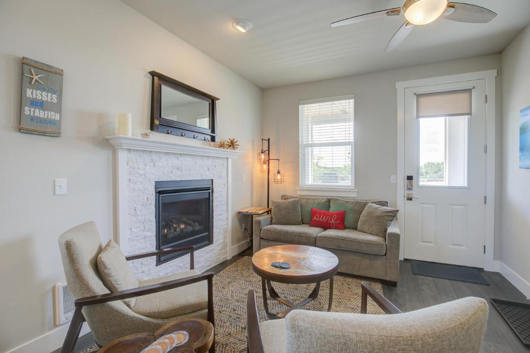 Photo of Others in Ocean Shores