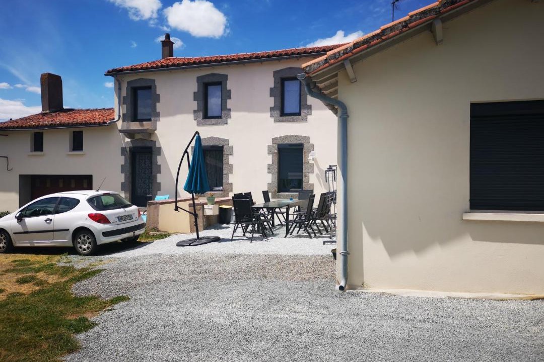 Photo of Buildings in Menomblet