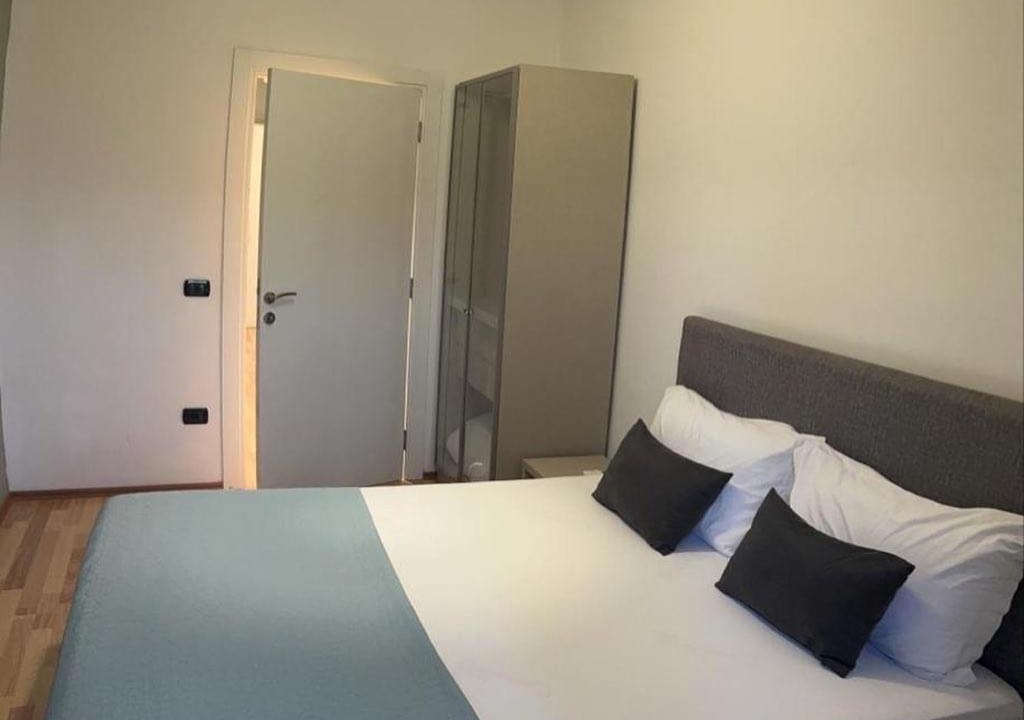 Photo of Bedroom in Purley