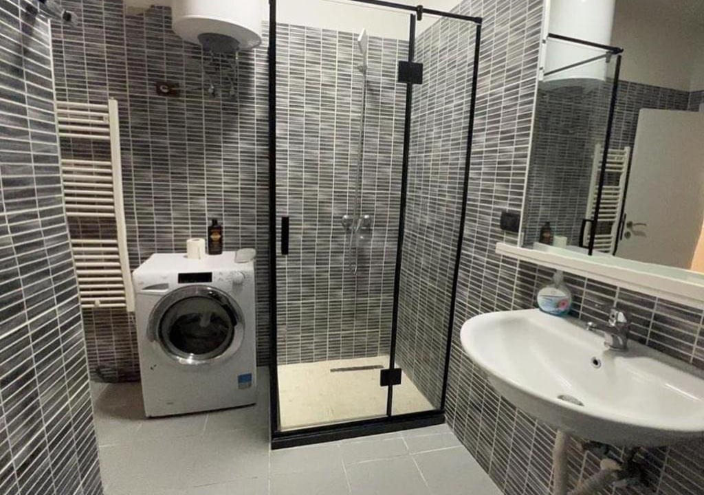 Photo of Bathroom in Purley