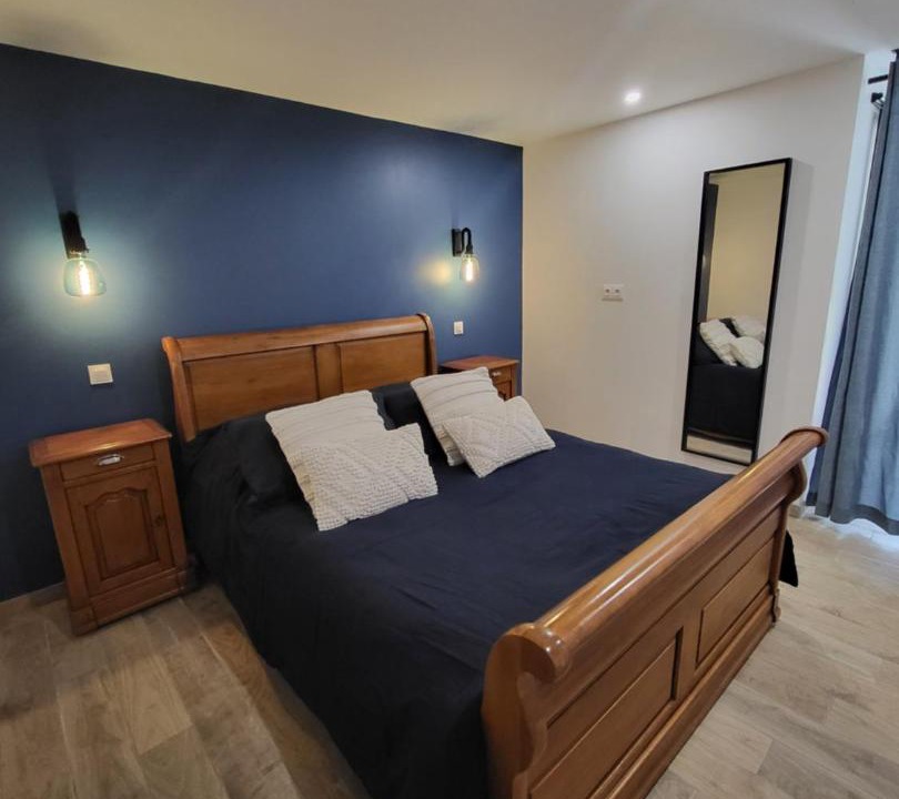 Photo of Others in Moult