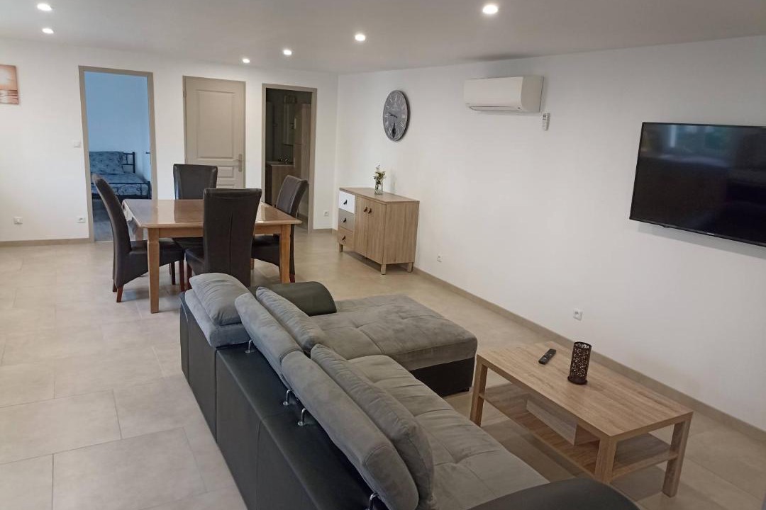 Photo of Others in Allenay