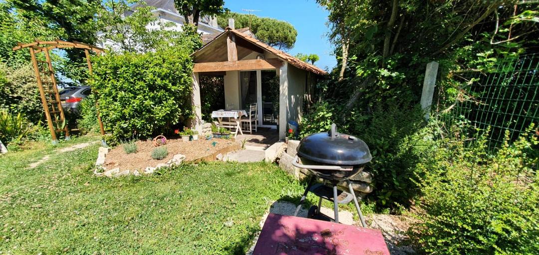 Photo of Others in Epargnes