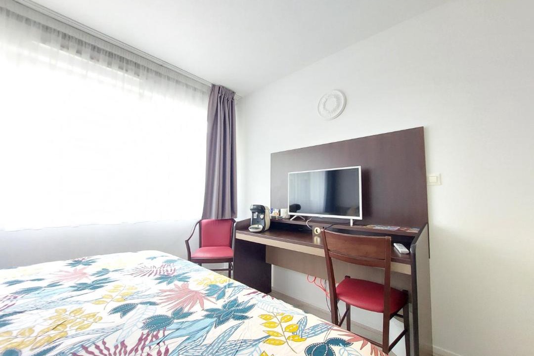 Photo of Others in Idron