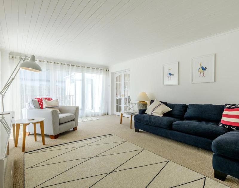 Photo of Livingroom in Rock