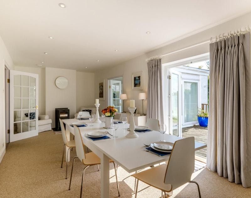 Photo of Others in Rock