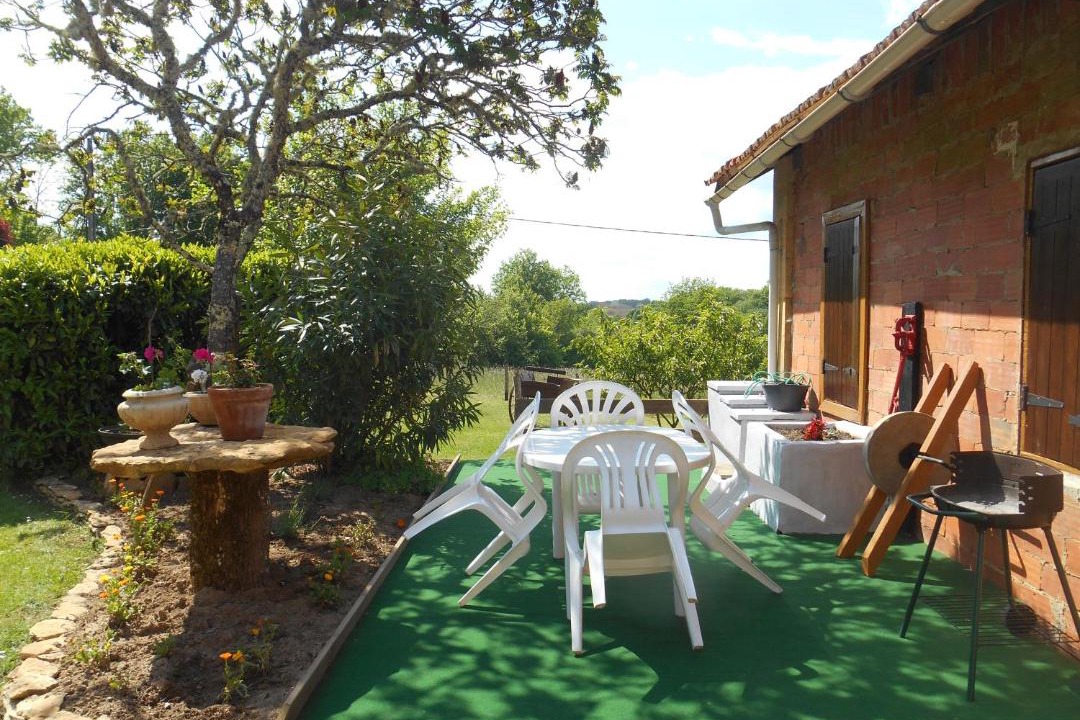 Photo of Others in Meyrals