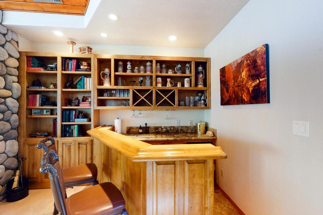 Photo of Livingroom in Bass Lake