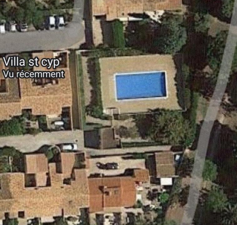 Photo of Buildings in Saint-Cyprien Plage