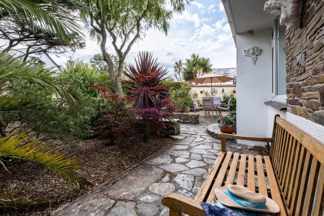 Photo of Patio Balcony in Rock