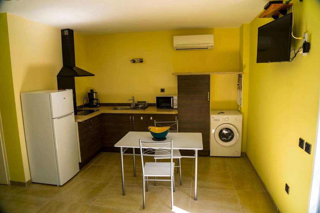 Photo of Others in Sauve