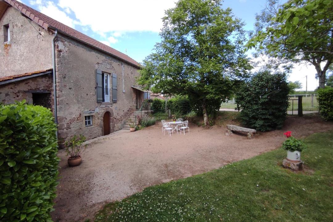 Photo of Others in Andelaroche