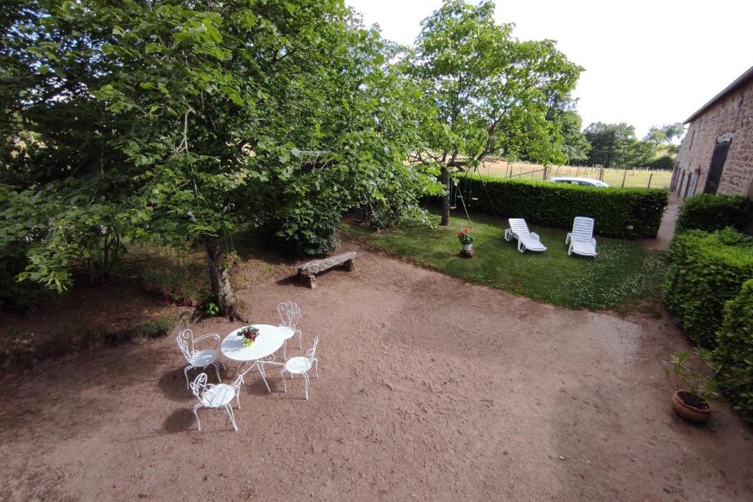 Photo of Others in Andelaroche