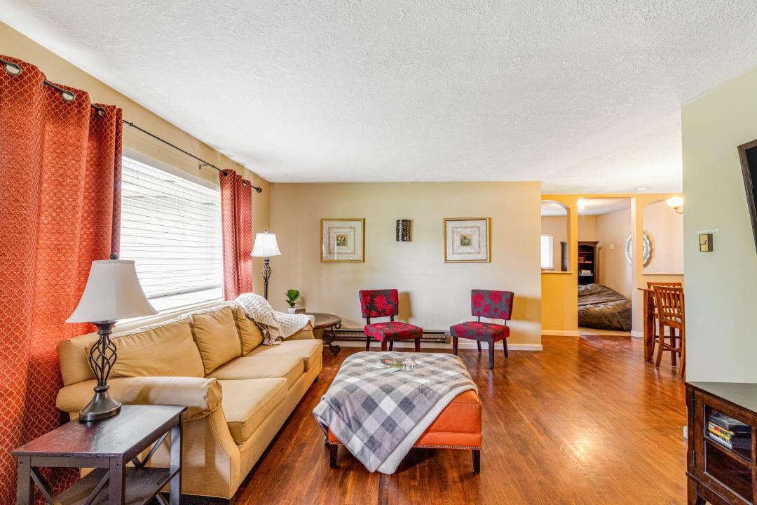 Photo of Livingroom in Hillcrest