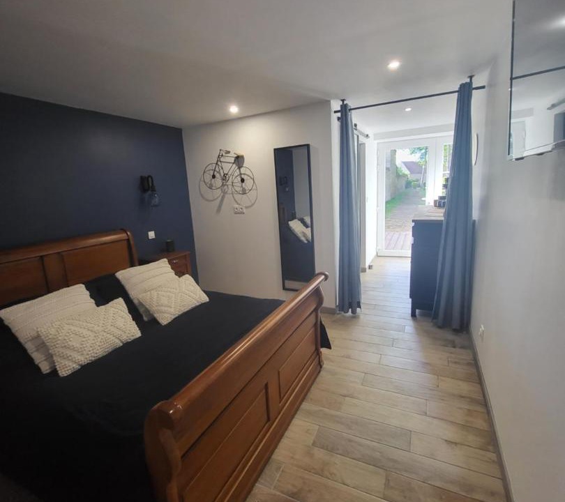 Photo of Others in Moult