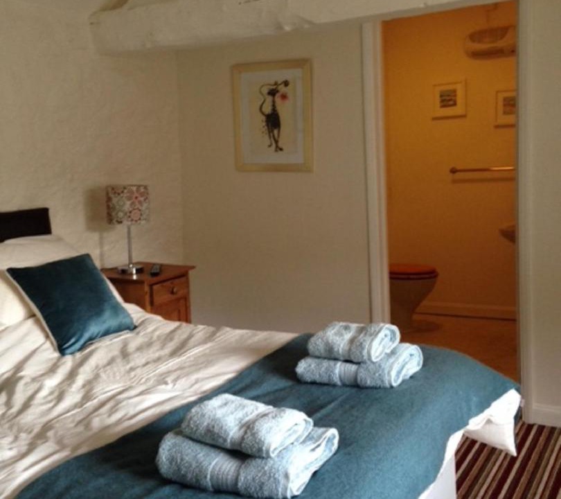 Photo of Bedroom in Burford