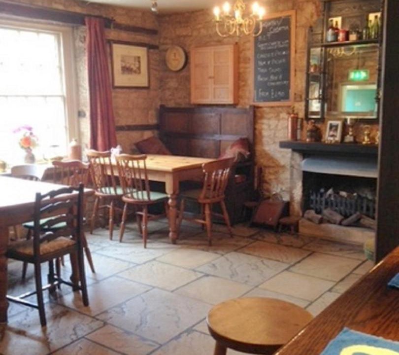 Photo of Livingroom in Burford