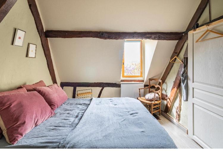 Photo of Bedroom in Maillebois