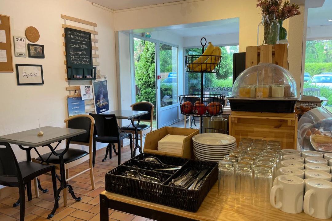 Photo of Others in Bethune