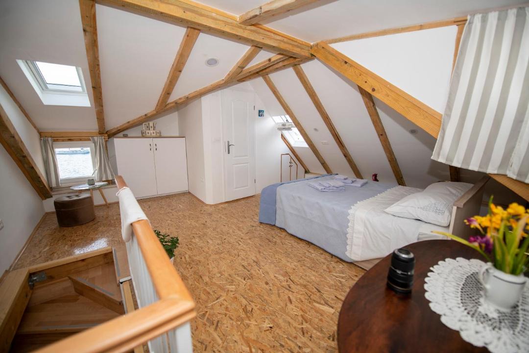 Photo of Bedroom in Vis