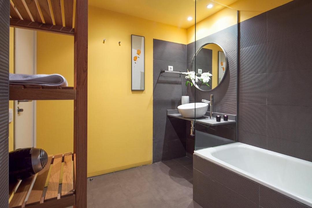 Photo of Bathroom in Sants
