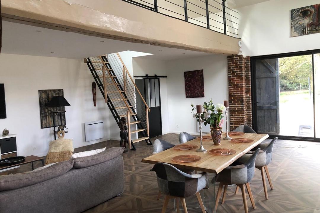 Photo of Others in Emanville