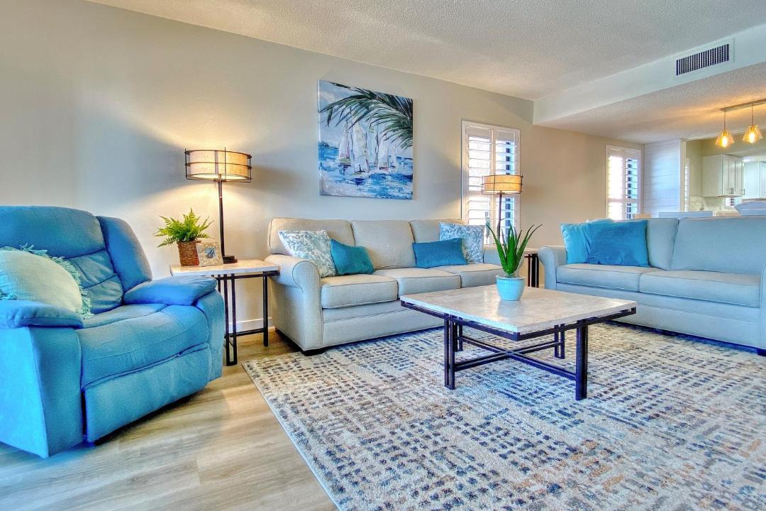 Photo of Livingroom in Indian Rocks Beach