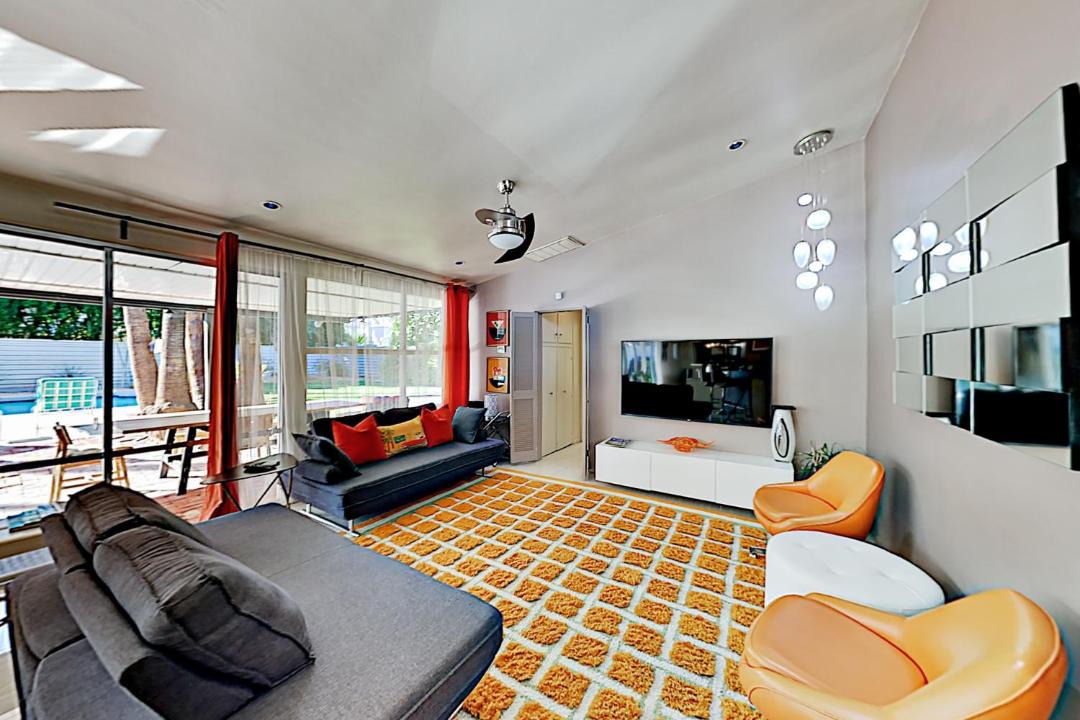 Photo of Livingroom in Tahquitz River Estates