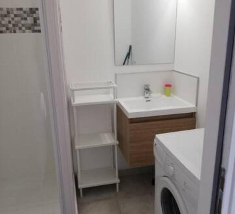 Photo of Bathroom in Centre Erlon