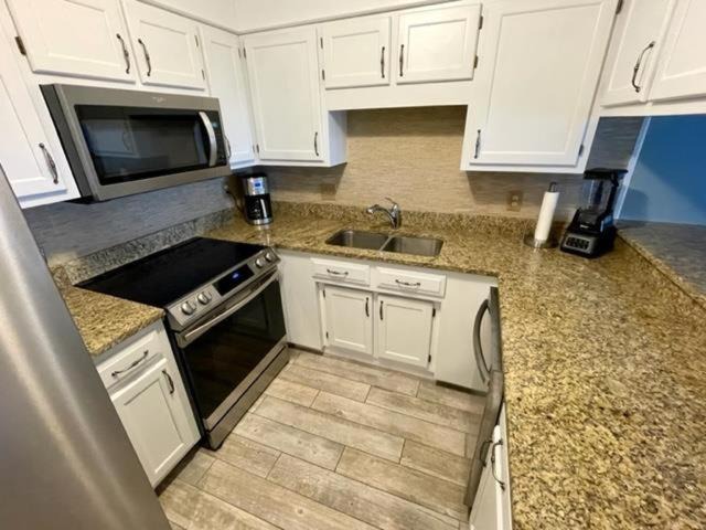 Photo of Kitchen in Surfside Beach