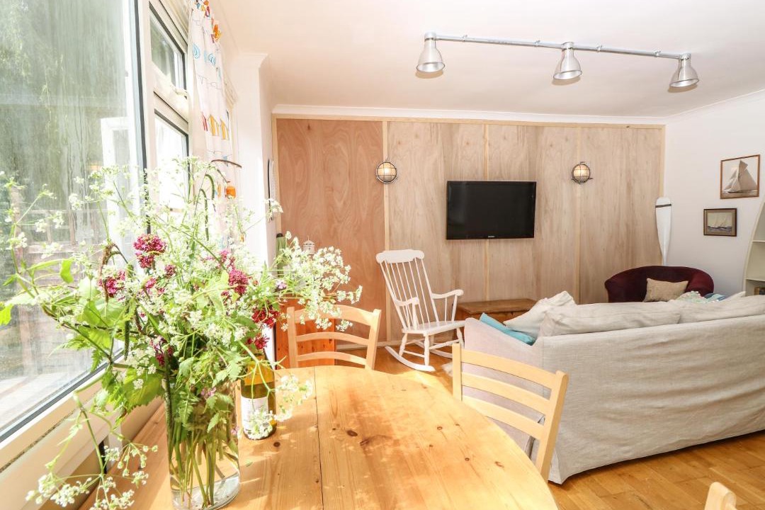 Photo of Others in Cowes