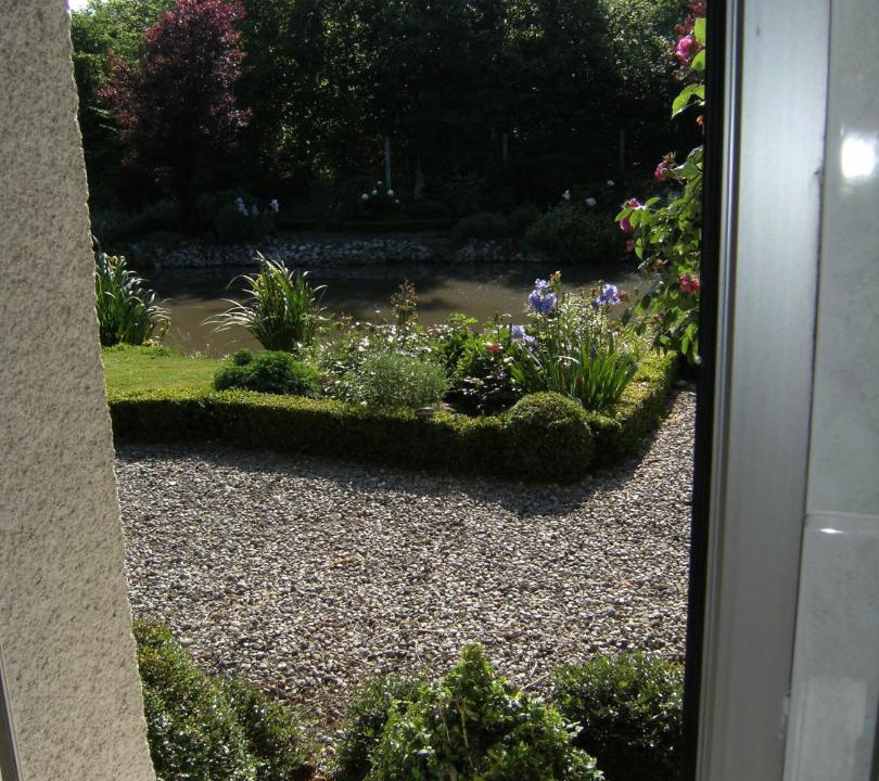 Photo of Others in Erondelle