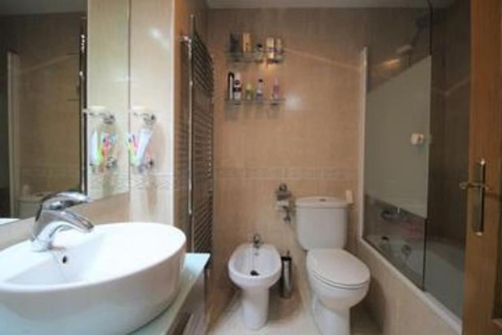 Photo of Bathroom in Broto