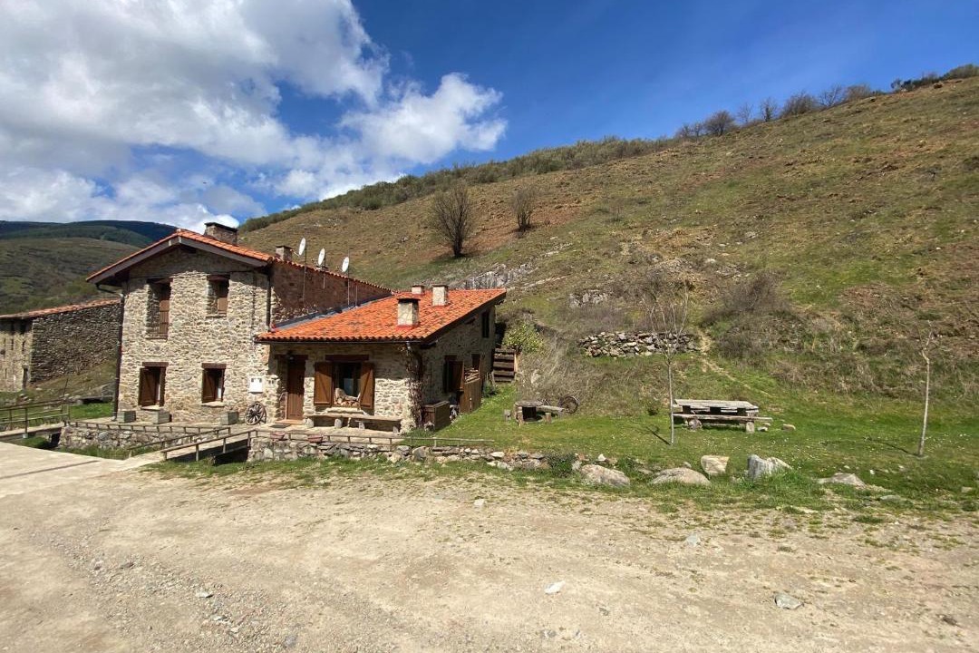 Photo of Others in Zaldierna