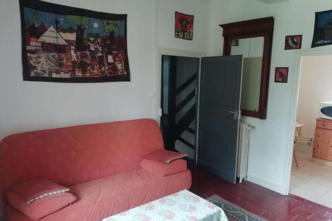 Photo of Livingroom in Charlieu