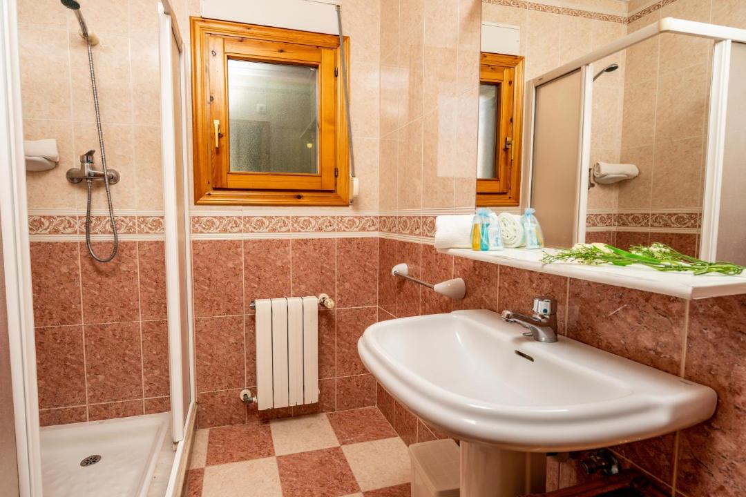 Photo of Bathroom in Media Luna