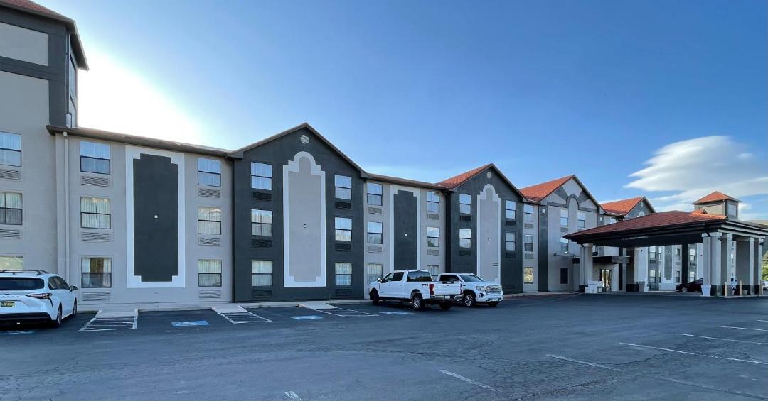 Photo of Buildings in Ruidoso