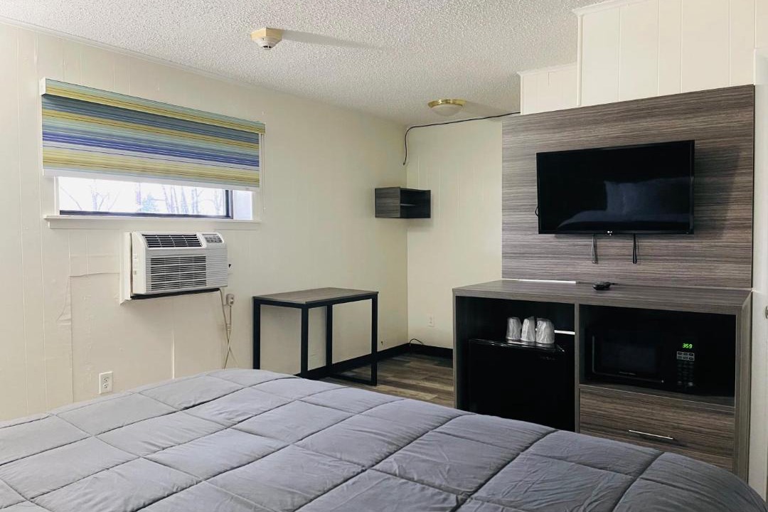 Photo of Others in Linden