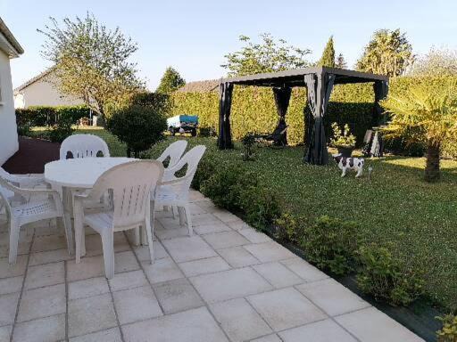 Photo of Others in Ballon