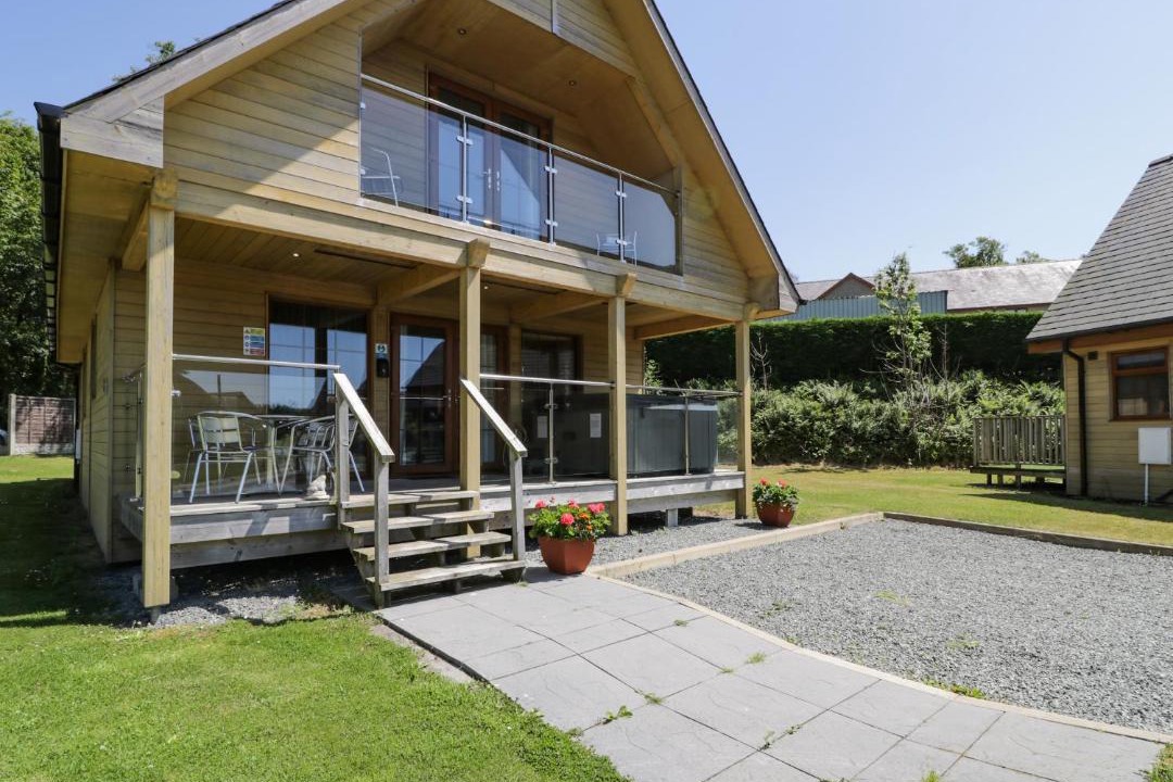 Photo of Buildings in Llanbedr