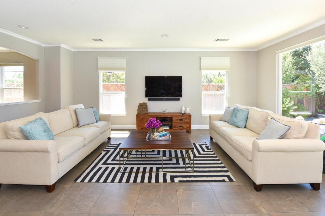 Photo of Livingroom in Boyes Hot Springs