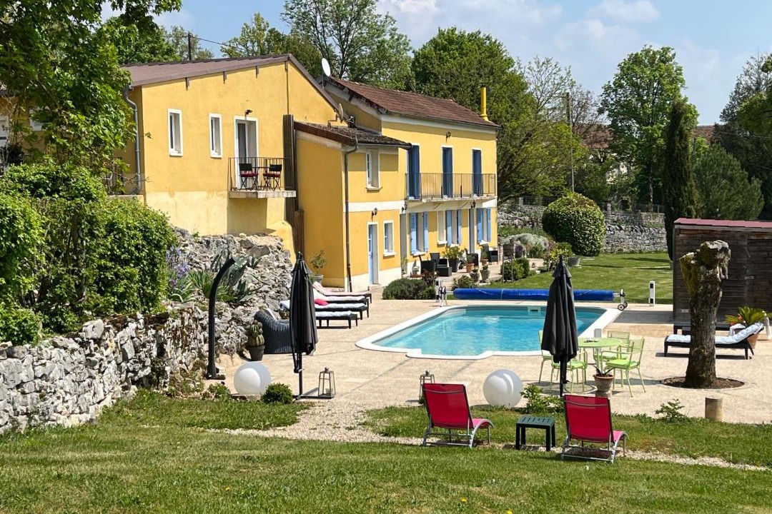 Photo of Others in Grimault