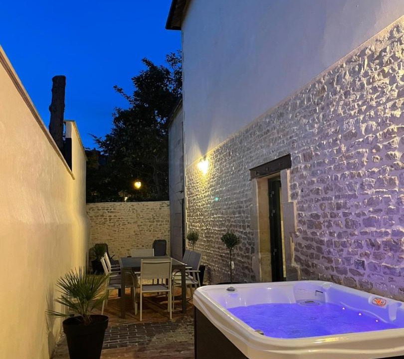 Photo of Others in Bayeux