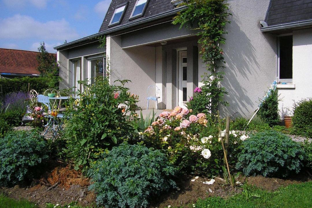 Photo of Buildings in Erondelle