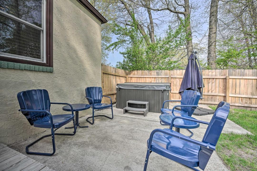 Photo of Patio Balcony in Fair Plain