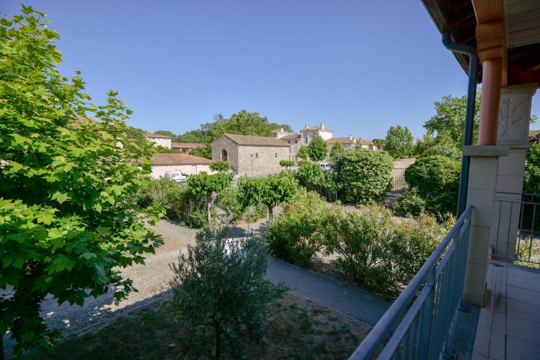 Photo of Others in Azille